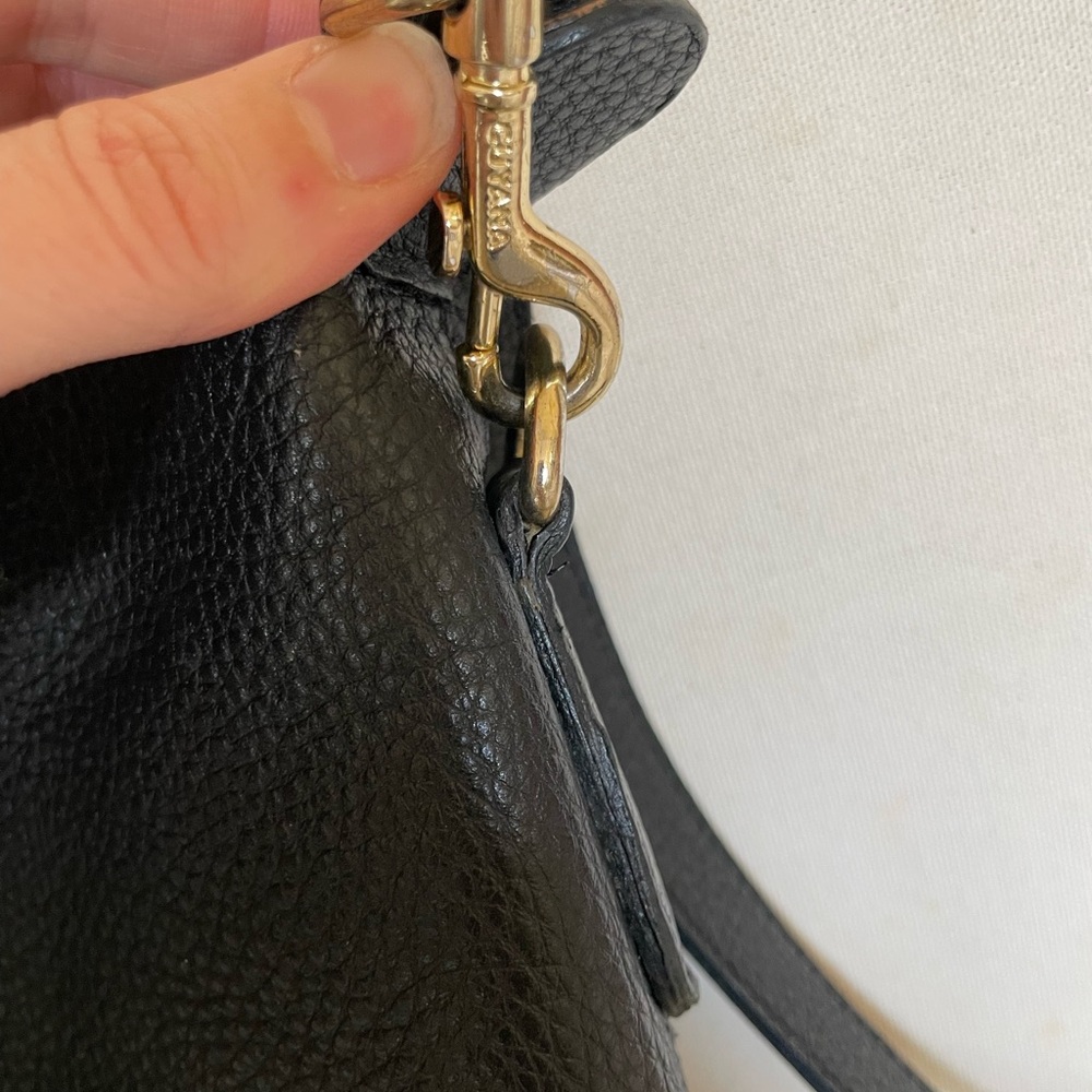 Cuyana Pebbled Leather Carryall Tote Black Crossbody - Picture 7 of 16